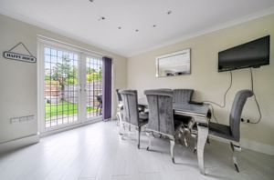 Kiner diner angle 2- click for photo gallery